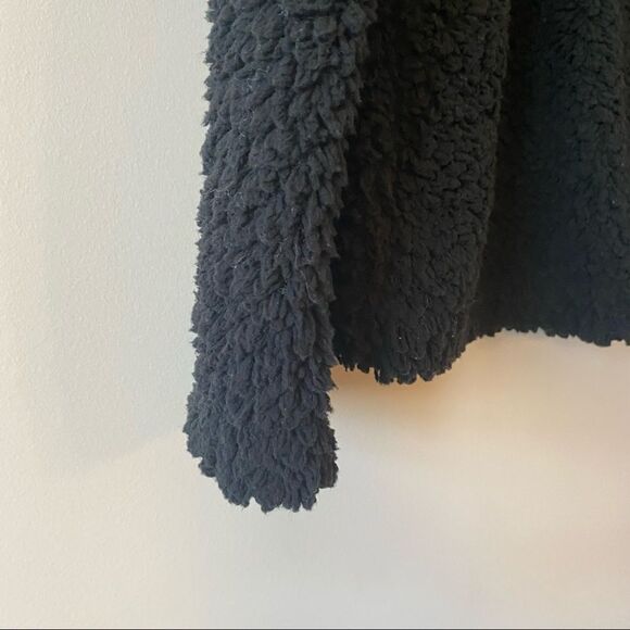 NWT-Anthro-“Sunday in Brooklyn” Edie Sherpa Black Pullover Sweater - Picture 11 of 13